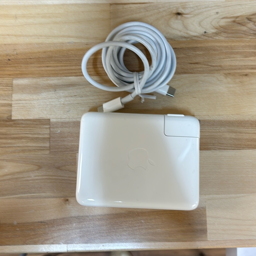 Apple charger